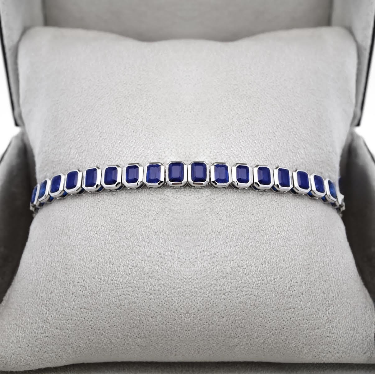 Bracelets from Diamonds by Davalos